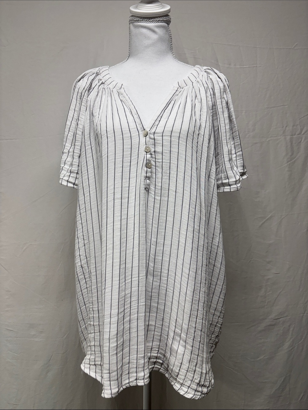 Cynthia Rowley White with Black Pinstripe Button-Front Tunic